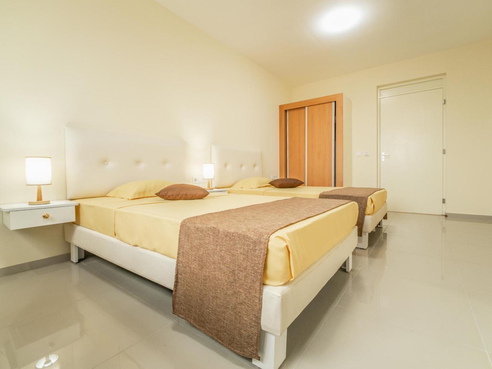 דירות Residencial Liviamilena סנטה מריה מראה חיצוני תמונה