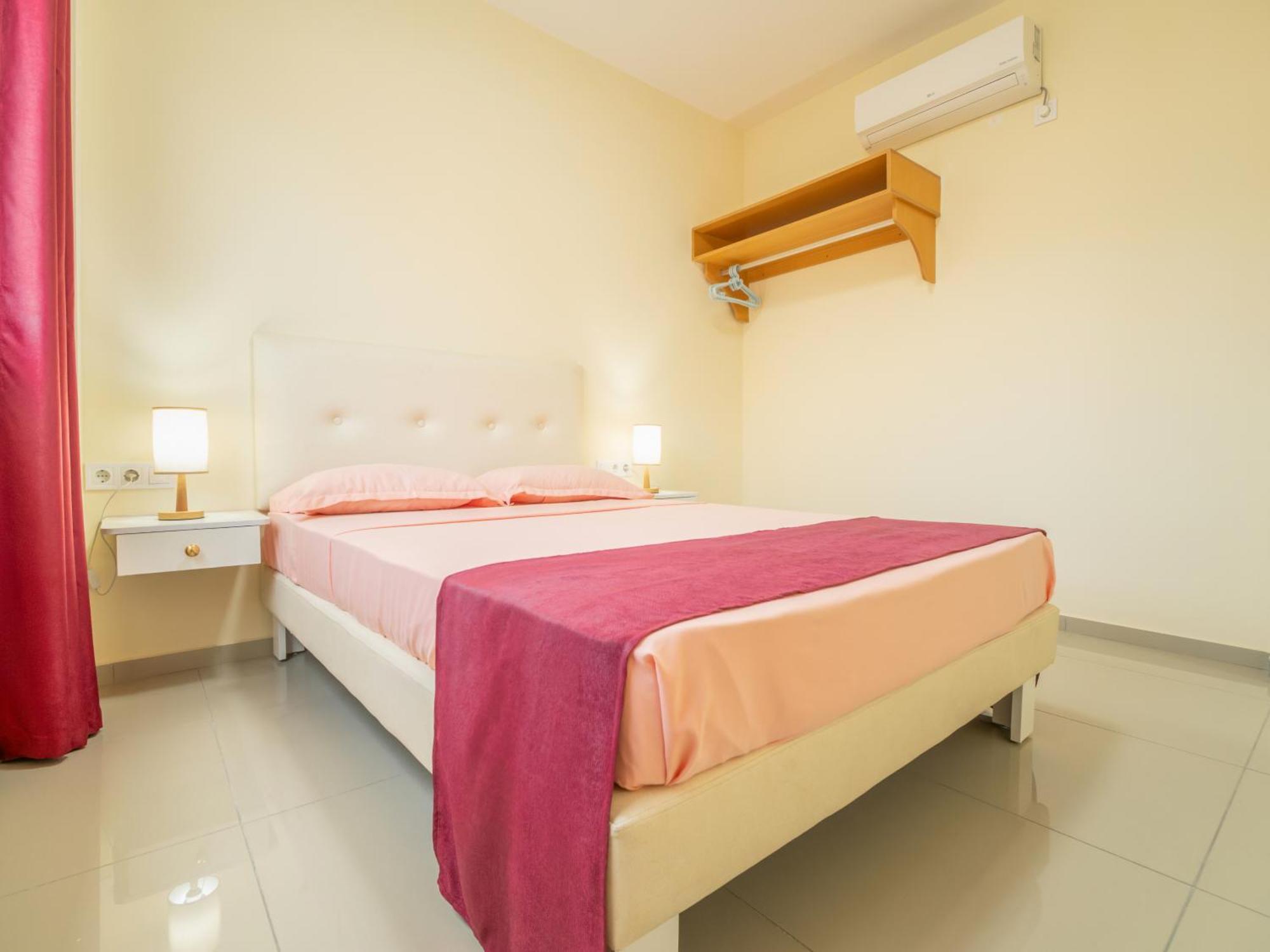 דירות Residencial Liviamilena סנטה מריה מראה חיצוני תמונה